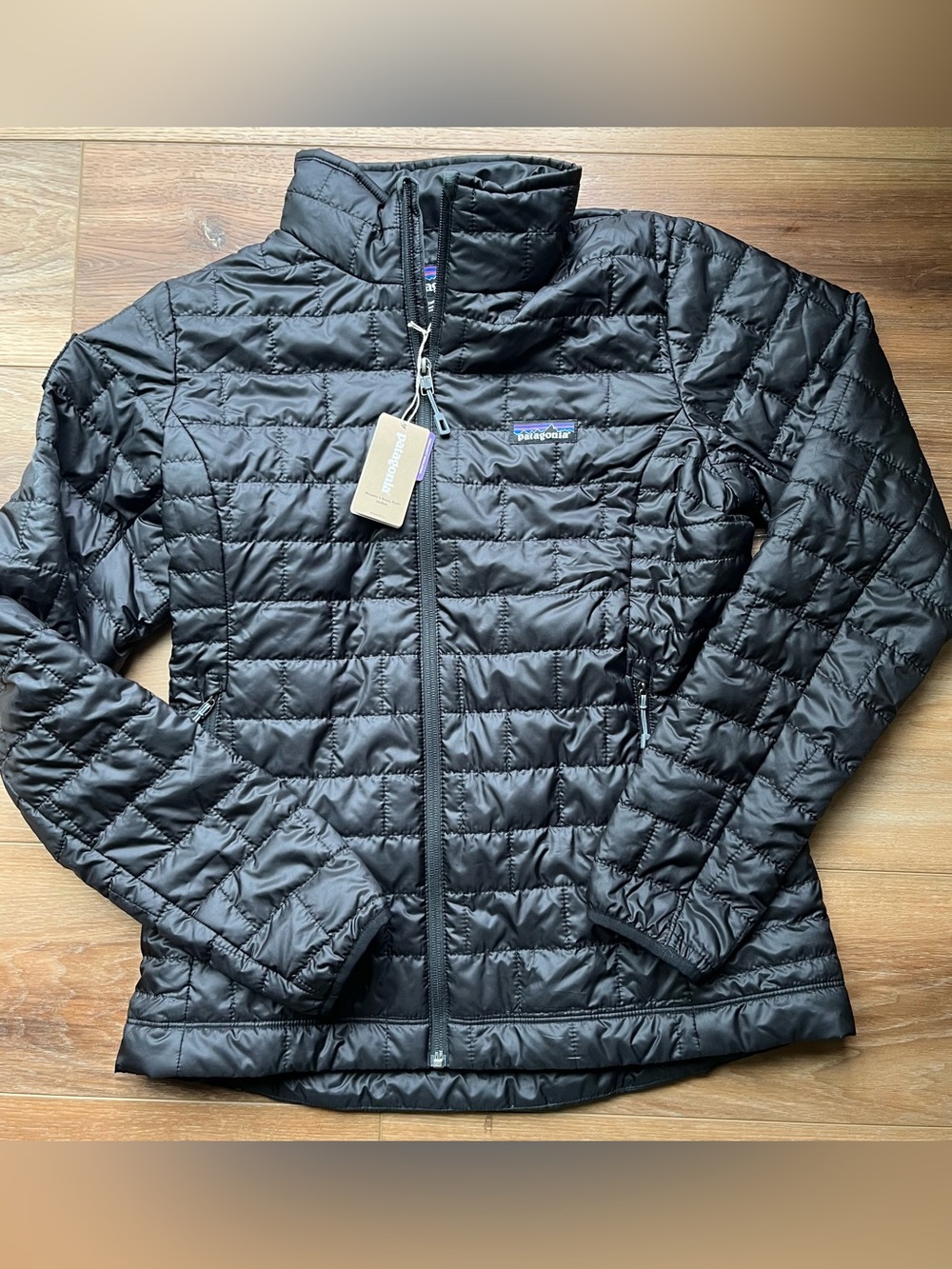 2. NWT Patagonia black nano puff insulated full zip black puffer jacket M *read